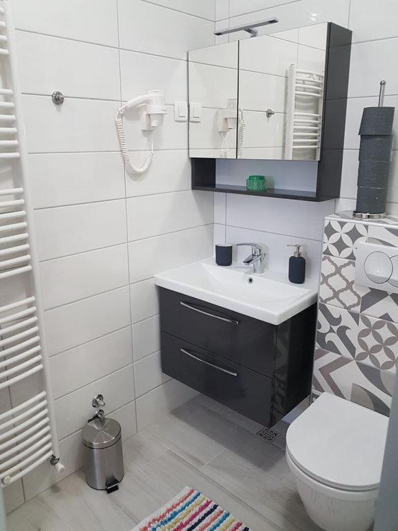 Villa Ulika - 3 Apt For 4 Persons プーラ エクステリア 写真